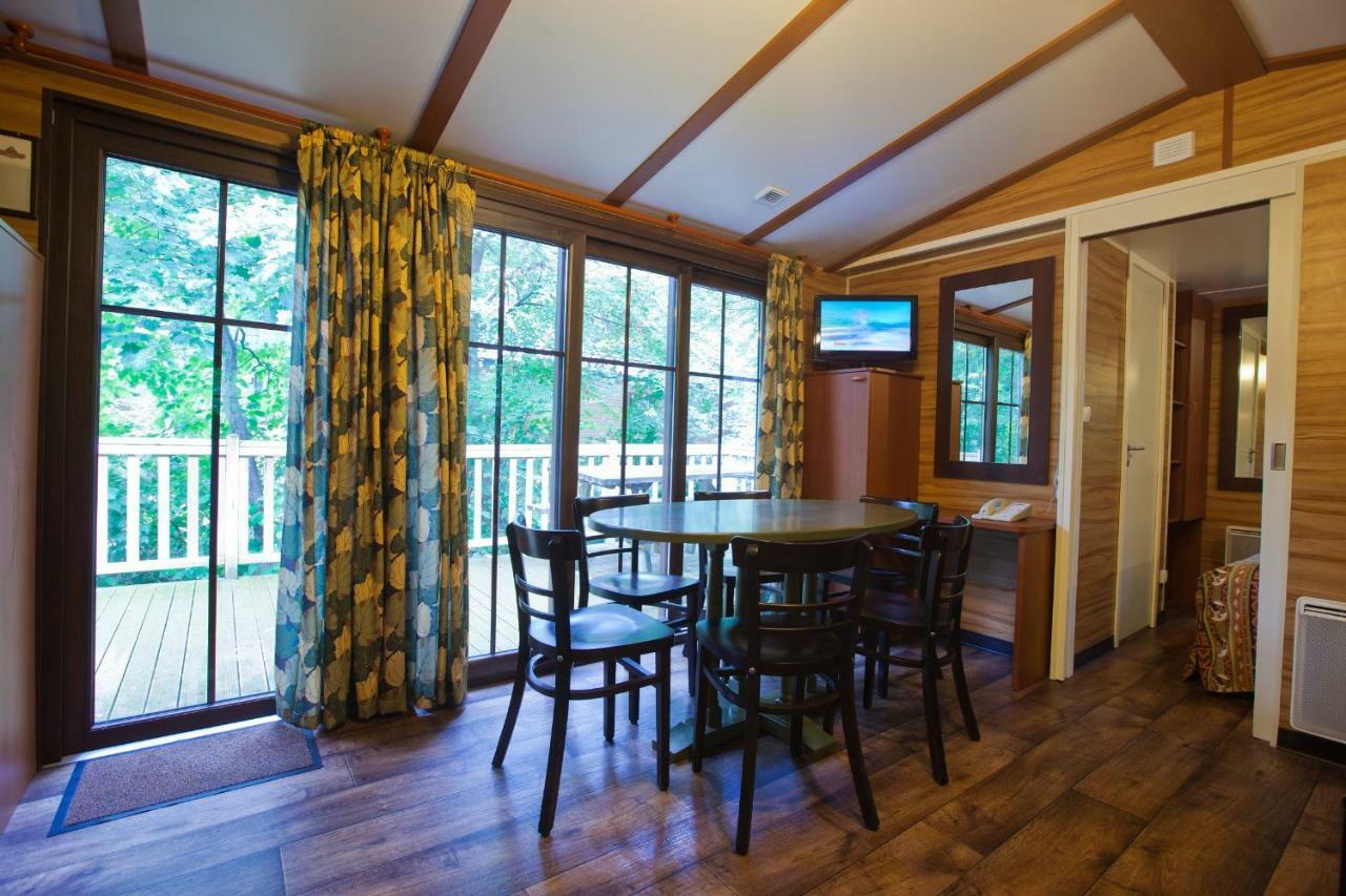Disney Davy Crockett Ranch Villeneuve-le-Comte Esterno foto