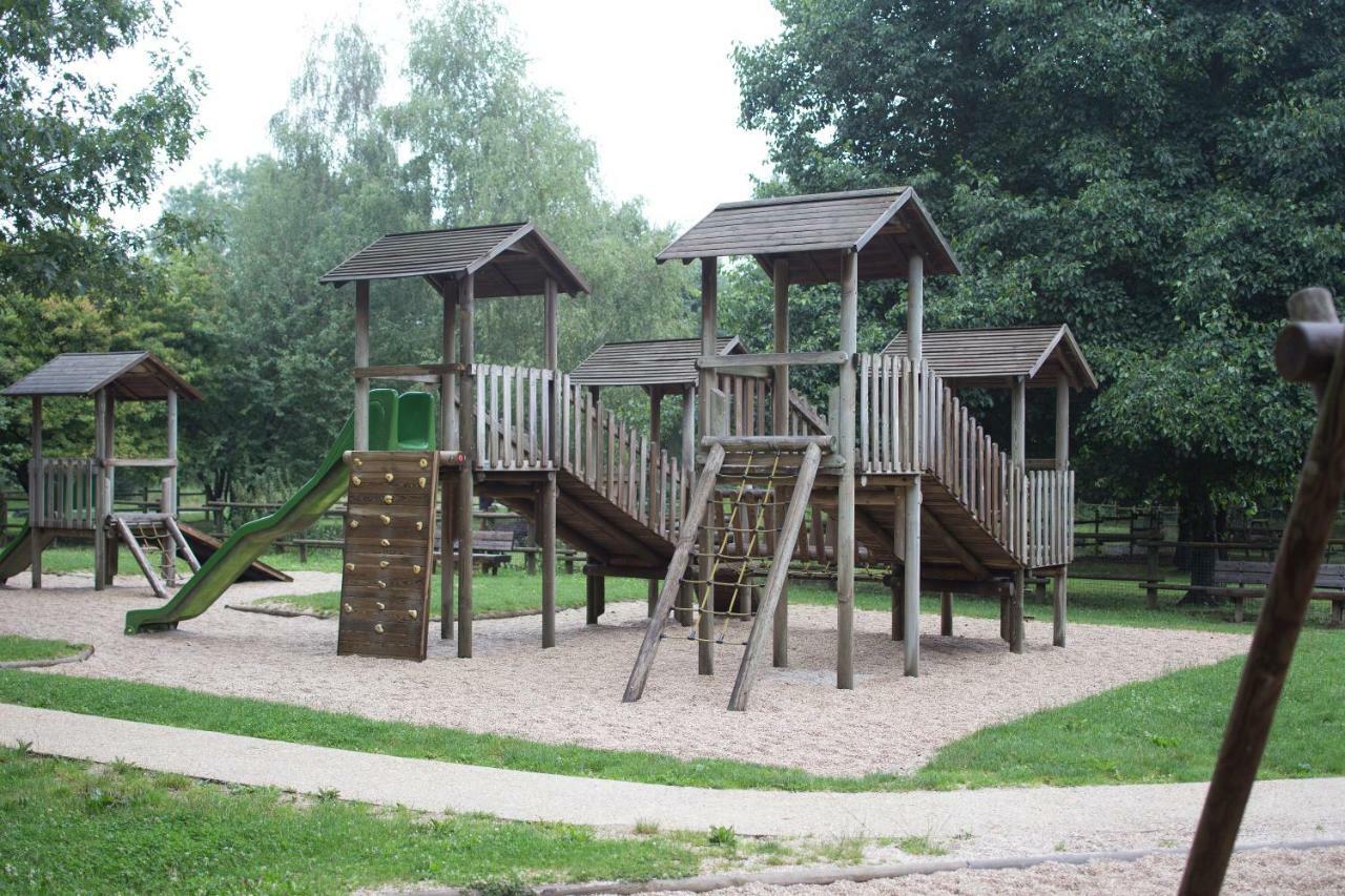 Disney Davy Crockett Ranch Villeneuve-le-Comte Esterno foto